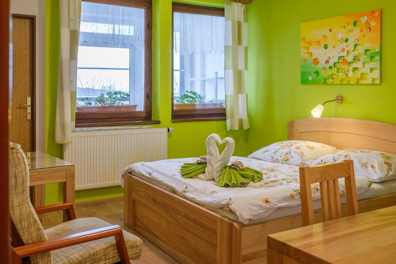 Hotel Kacenka Králíky Exteriör bild